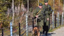 Nga xây tường rào ngăn cách Crimea và Ukraine