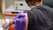 Dân Moscow sắp được tiêm vaccine COVID-19 của Anh
