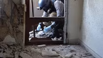Nga bắt quả tang phiến quân quay phim vụ tấn công hóa học giả ở Idlib