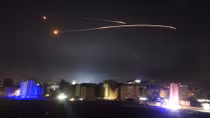 Chưa đạt mục tiêu, Israel tiếp tục dội bão lửa vào Damascus
