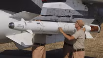 Bị phạt hơn 11 tỷ đồng vì phóng nhầm tên lửa từ Su-30 vào kho chứa