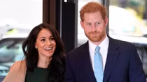 Vợ Hoàng tử Anh Meghan gây bão sau màn phỏng vấn