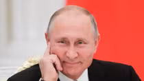 Tổng thống Putin bênh ông Trump giữa lùm xùm luận tội