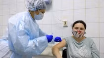 Chuyên gia Nga tính tiêm 3 mũi vaccine COVID-19 để tăng hiệu quả