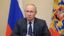 Ông Putin hoãn trưng cầu sửa hiến pháp, cho toàn dân nghỉ làm ở nhà