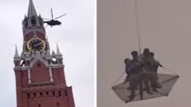 Trực thăng quân sự bí ẩn hạ cánh xuống sân Điện Kremlin
