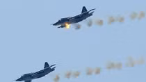 Khoảnh khắc Su-25 Nga thoát lưới lửa phòng không của phiến quân Syria