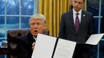Tổng thống Trump chính thức rút Mỹ khỏi TPP