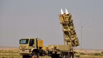 Iran khoe sở hữu tên lửa phòng không mạnh ngang ngửa S-400 