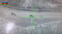 Pháo BM-21 Grad Armenia nổ tung sau đòn không kích của Azerbaijan