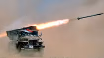 Quân đội Syria ồ ạt nã tên lửa vào phiến quân ở miền Nam