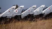 Nga bất ngờ rút hàng chục chiến đấu cơ khỏi Syria sau thượng đỉnh Putin - Trump