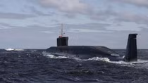 Tàu ngầm Nga lần đầu phóng loạt 4 ICBM hạng nặng từ đáy biển