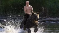 Tổng thống Putin hóm hỉnh nói về những bức ảnh khoe ngực trần gây "bão"