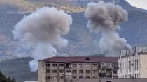 Armenia-Azerbaijan lại tấn công nhau bất chấp lệnh ngừng bắn do Putin bảo trợ