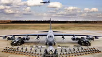 Mỹ bất ngờ đưa B-52 trực chiến 