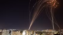 Hệ thống phòng không Israel đánh chặn hơn 1.000 quả rocket Hamas