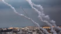 Tiêm kích, trực thăng Israel dội bão lửa vào Dải Gaza