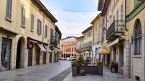 Italia thành tâm dịch Covid-19 ở châu Âu, buộc phong toả trung tâm công nghiệp