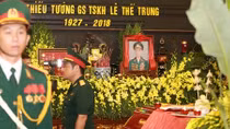 Nghẹn ngào tiễn đưa Thiếu tướng, GS. TSKH Lê Thế Trung