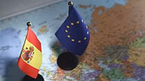 Phương Tây đồng loạt đứng về phía Tây Ban Nha, Catalonia rơi vào thế đơn độc