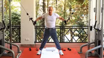 Tổng thống Putin rời Kremlin sau cái bắt tay với bác sĩ nhiễm COVID-19