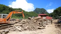 Bản Sa Ná tan hoang sau trận lũ dữ