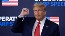 Ít nhất 17 bang cùng ông Trump kiện bầu cử lên toà tối cao Mỹ