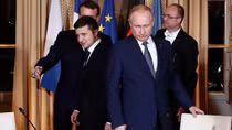 Putin nhận điện thoại từ Tổng thống Ukraine đêm trước ngày Donbass yên tiếng súng