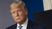 Ông Trump hạ giọng, thôi gọi COVID-19 là "virus Trung Quốc"