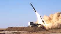 Iran trình làng tên lửa phòng không tự chế tạo mạnh ngang S-400