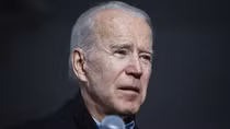 Ông Joe Biden phải vào bệnh viện
