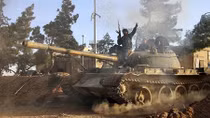 Syria dồn quân đến biên giới, Israel vội vã tìm tới Nga