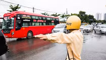 Kiên quyết xử lý xe khách vi phạm, đảm bảo giao thông thông suốt cửa ngõ phía Nam Thủ đô