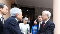 Nhìn lại chuyến thăm lịch sử đến Việt Nam của Nhật hoàng Akihito
