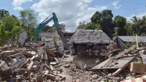 Động đất gần 7 độ Richter lại làm rung chuyển Indonesia