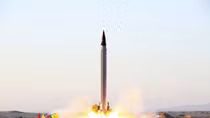 Iran lên tiếng xoa dịu Trump vụ thử tên lửa tầm xa