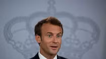 Tổng thống Pháp Macron lại hứng bão chỉ trích vì bình luận "lạ" về phụ nữ