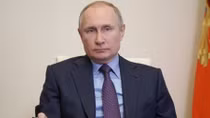 Tổng thống Nga Putin tiêm vaccine COVID-19