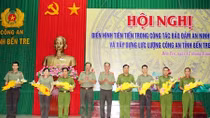 Nhiều tập thể, cá nhân điển hình tiên tiến trong Công an tỉnh Bến Tre