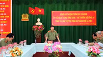 Thứ trưởng Bùi Văn Nam thăm và làm việc Công an TP Hà Tiên