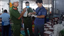 Công ty lương thực xả nước thải trực tiếp ra sông Hậu
