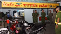 Triệt phá tụ điểm cá cược bóng đá trong quán cà phê