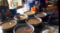 Phát hiện một cơ sở sản xuất thức ăn chay có sử dụng hàn the