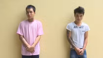 2 “con nghiện” đang trên đường đi tiêu thụ tài sản trộm cắp thì bị "tóm"