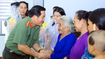 Công an tỉnh An Giang lắng nghe ý kiến nhân dân