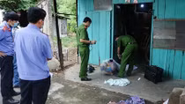 Chồng đuổi đánh “vợ hờ” tử vong