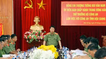 Thứ trưởng Bùi Văn Nam làm việc với Công an tỉnh Hậu Giang