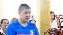 Vào quán bia giết người cướp tài sản lĩnh án 9 năm 9 tháng tù
