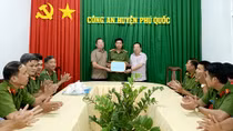 Khen thưởng Công an Phú Quốc phá nhanh vụ án hiếp dâm